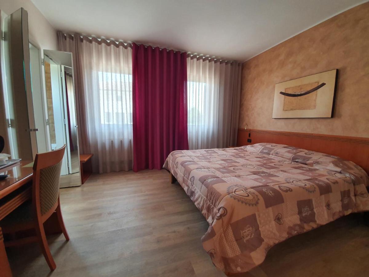 Hotel Prata Verde Prata Di Pordenone Luaran gambar