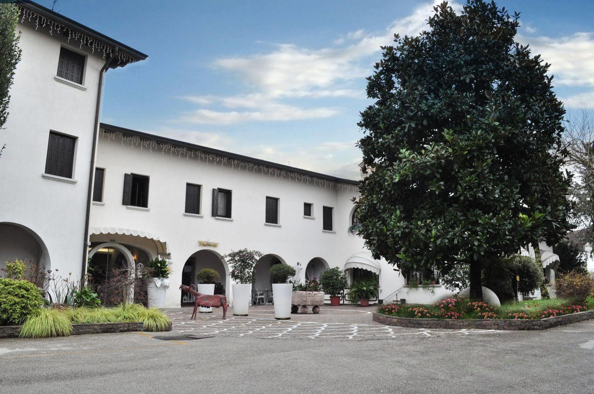 Hotel Prata Verde Prata Di Pordenone Luaran gambar